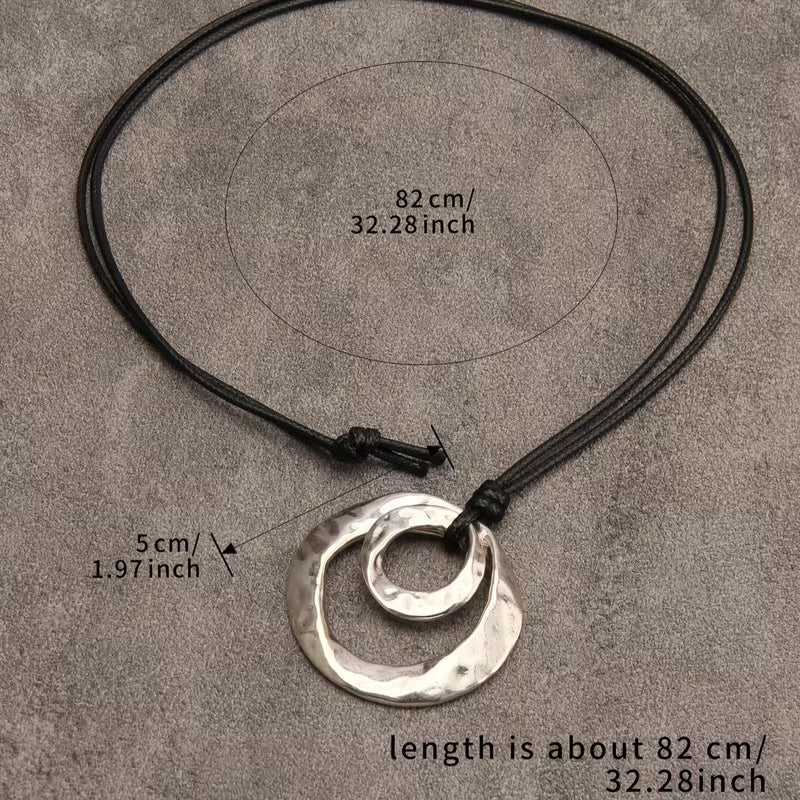 Colar com pendente circular