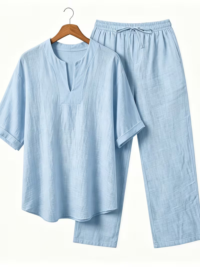 Conjunto t-shirt e calças