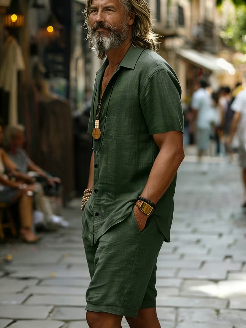 Conjunto de camisa e shorts