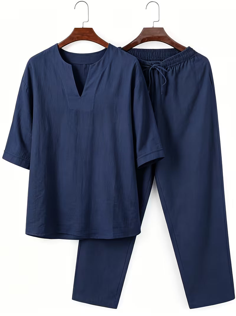 Conjunto t-shirt e calças