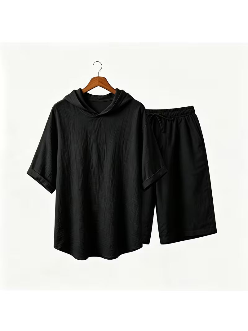 Conjunto hoodie e shorts