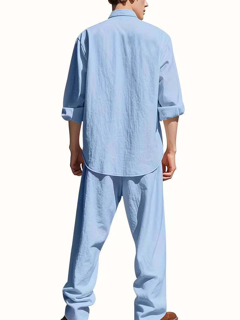 Conjunto de camisa e calças