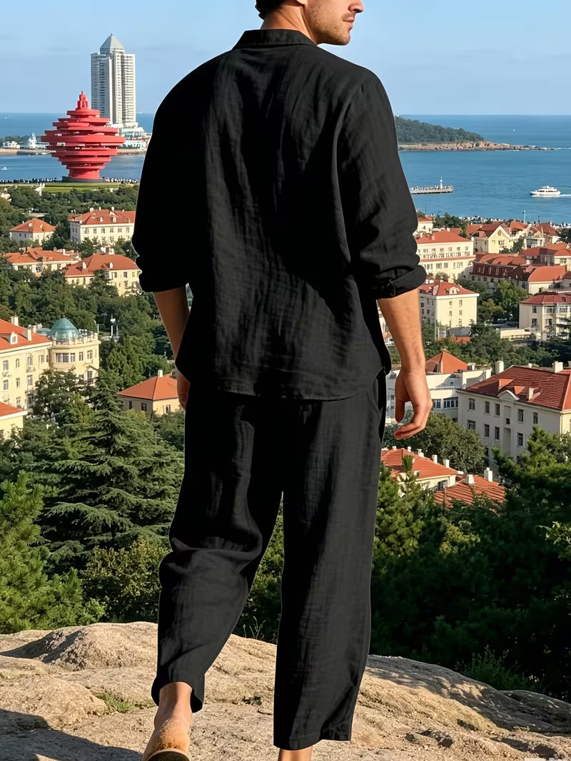 Conjunto de camisa e calças