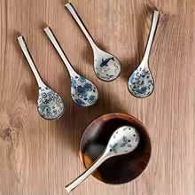 Set of spoons
