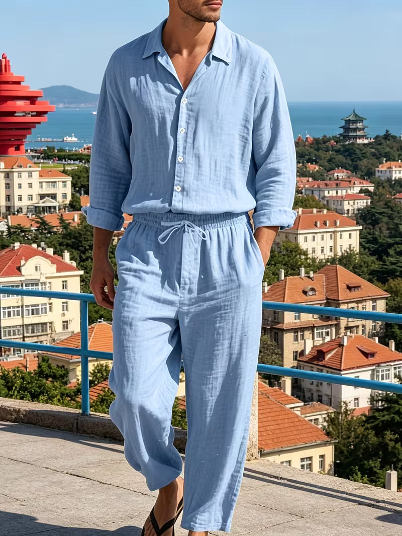Conjunto de camisa e calças