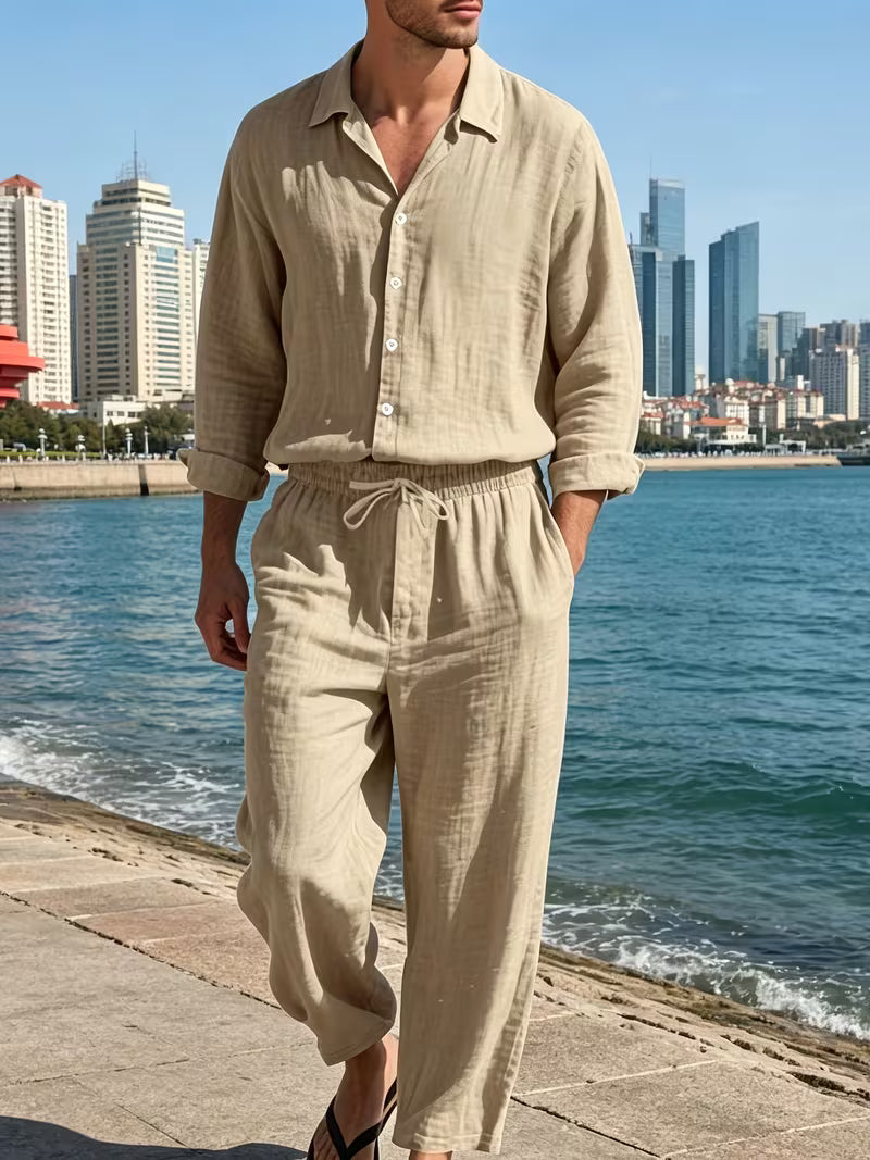 Conjunto de camisa e calças