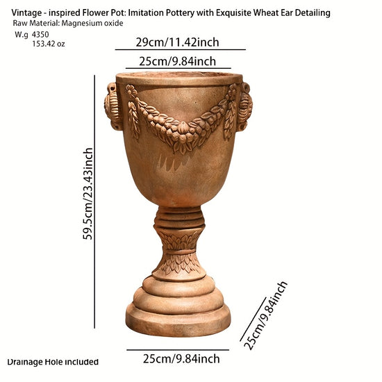 Vaso alto com furo de drenagem de gua